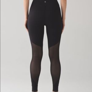 Lululemon Black Mesh Leggings - Size 4